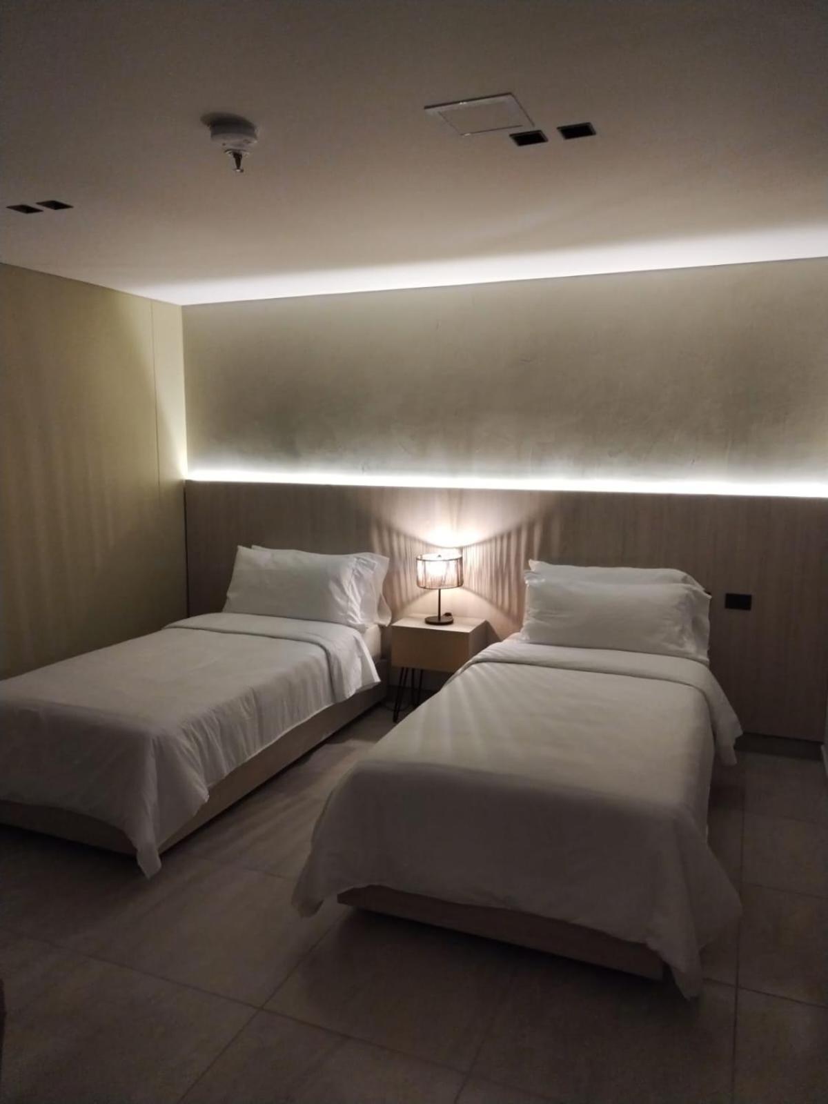 Sonata 44 Hotel Laureles ميديلين المظهر الخارجي الصورة
