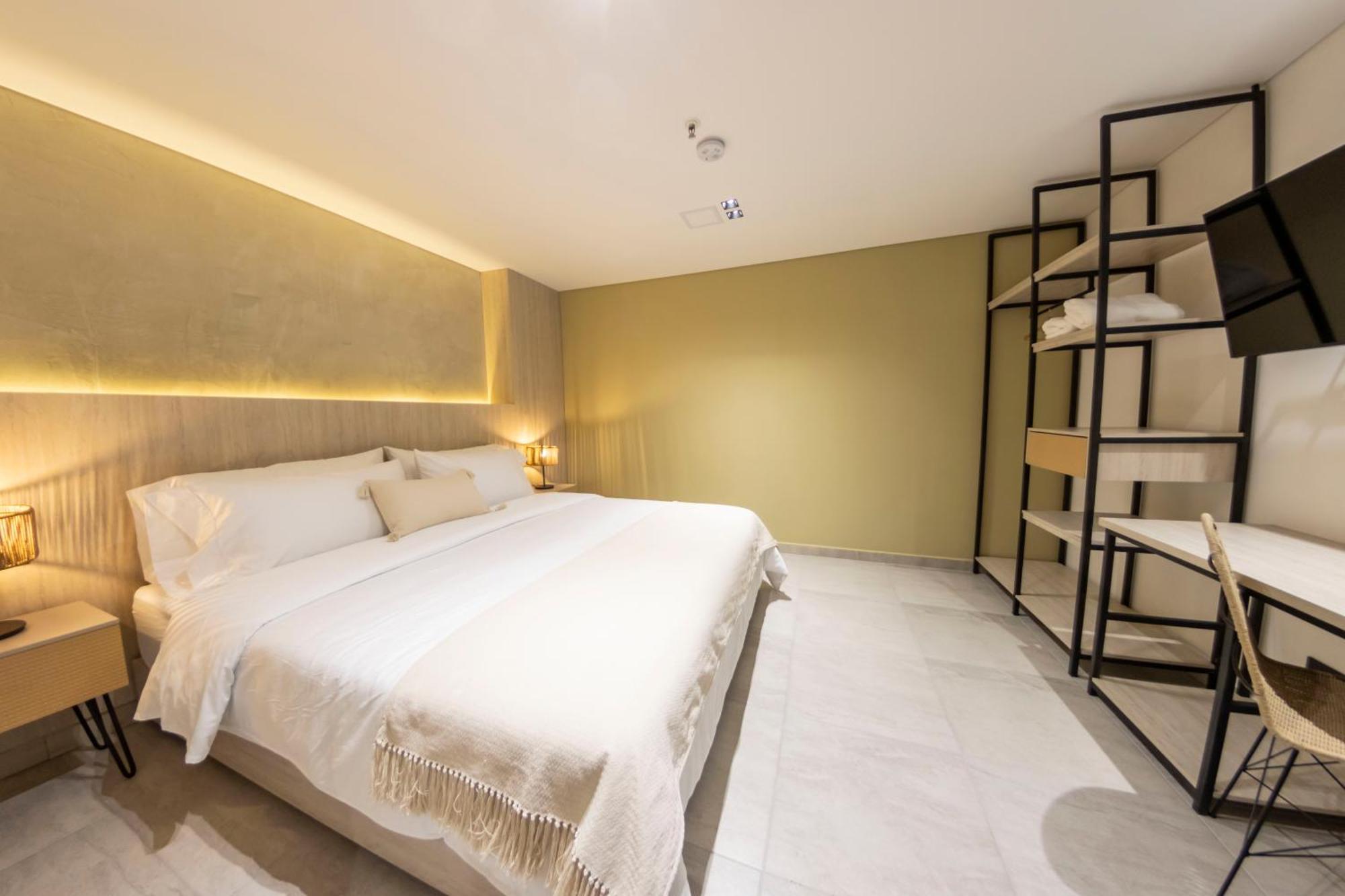 Sonata 44 Hotel Laureles ميديلين المظهر الخارجي الصورة