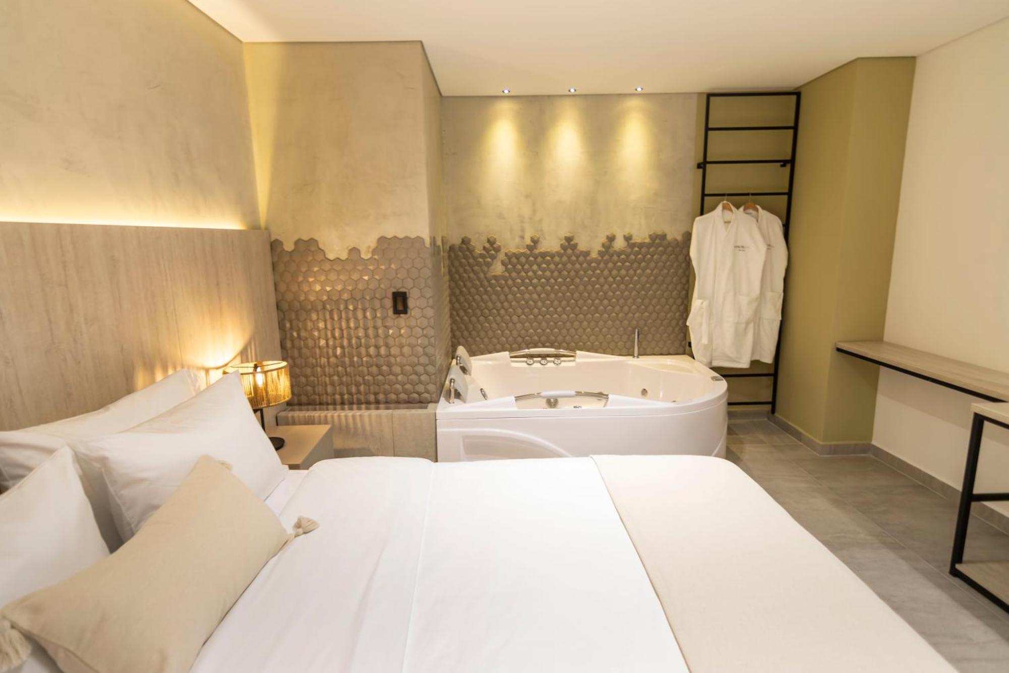 Sonata 44 Hotel Laureles ميديلين المظهر الخارجي الصورة