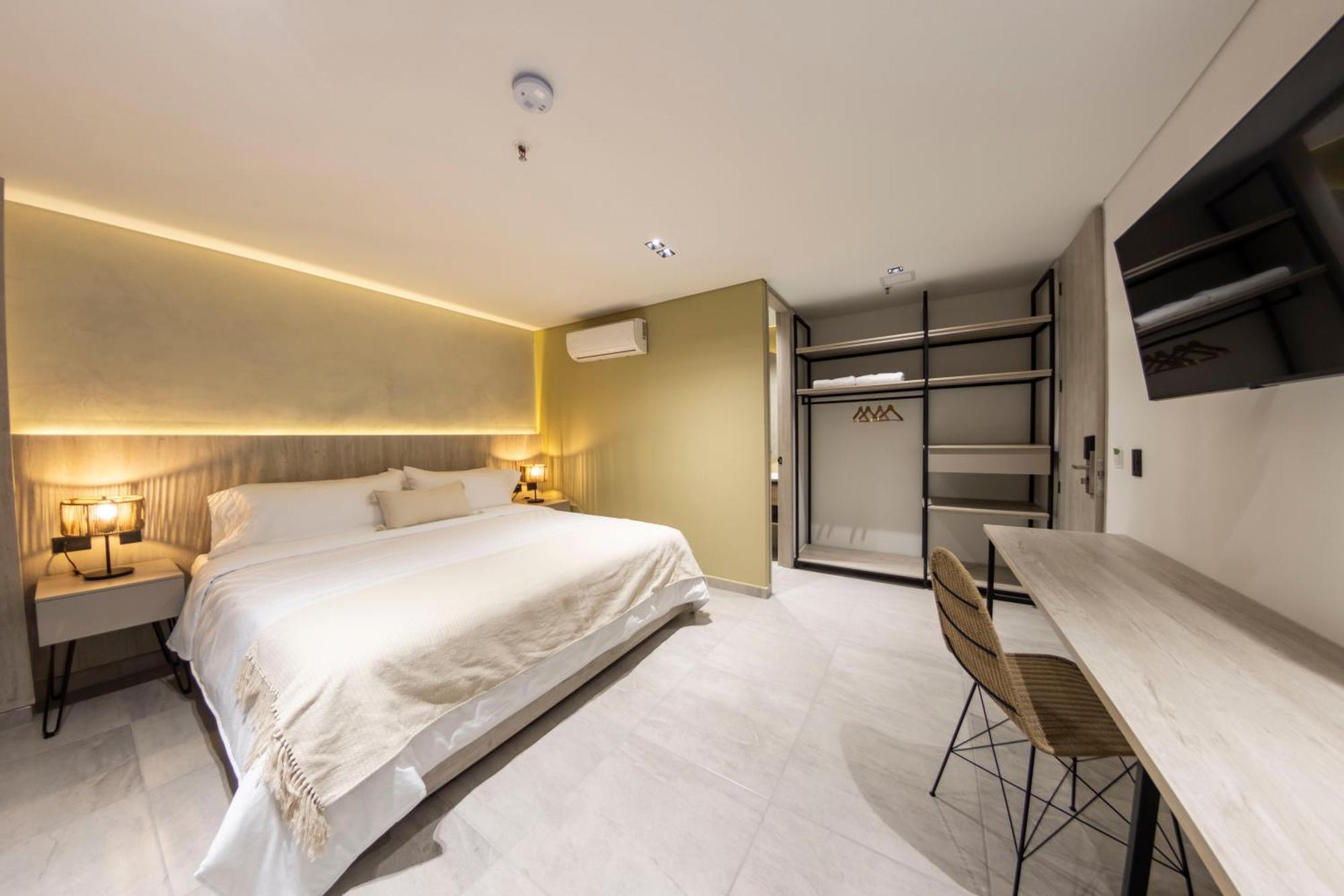 Sonata 44 Hotel Laureles ميديلين المظهر الخارجي الصورة